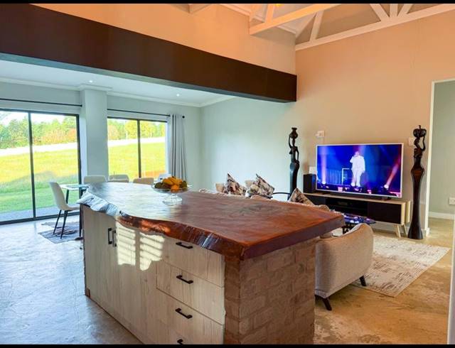 3 BEDROOM TOWNHOUSE FOR SALE IN WORLD'S VIEW